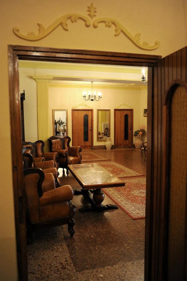 Kastelyszallo Mateszalka Bed & Breakfast Dış mekan fotoğraf